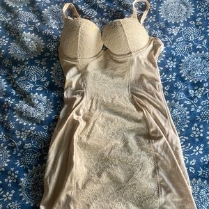 Shapewear foundation garment size medium